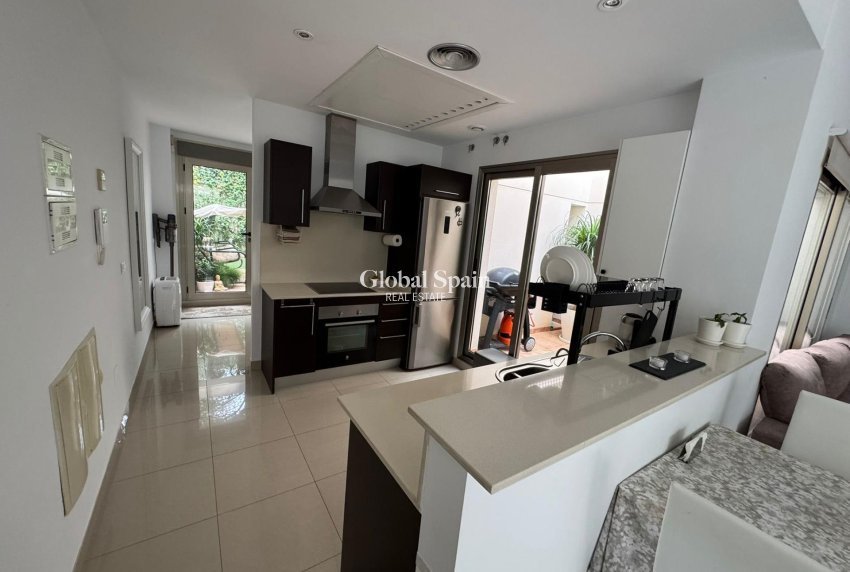 Revente - MAISON -
TORREVIEJA - Punta Prima