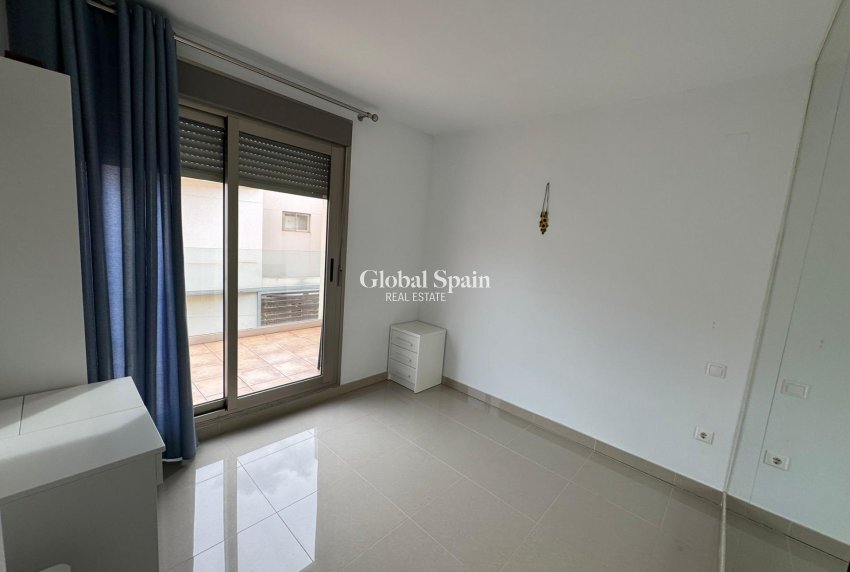 Revente - MAISON -
TORREVIEJA - Punta Prima