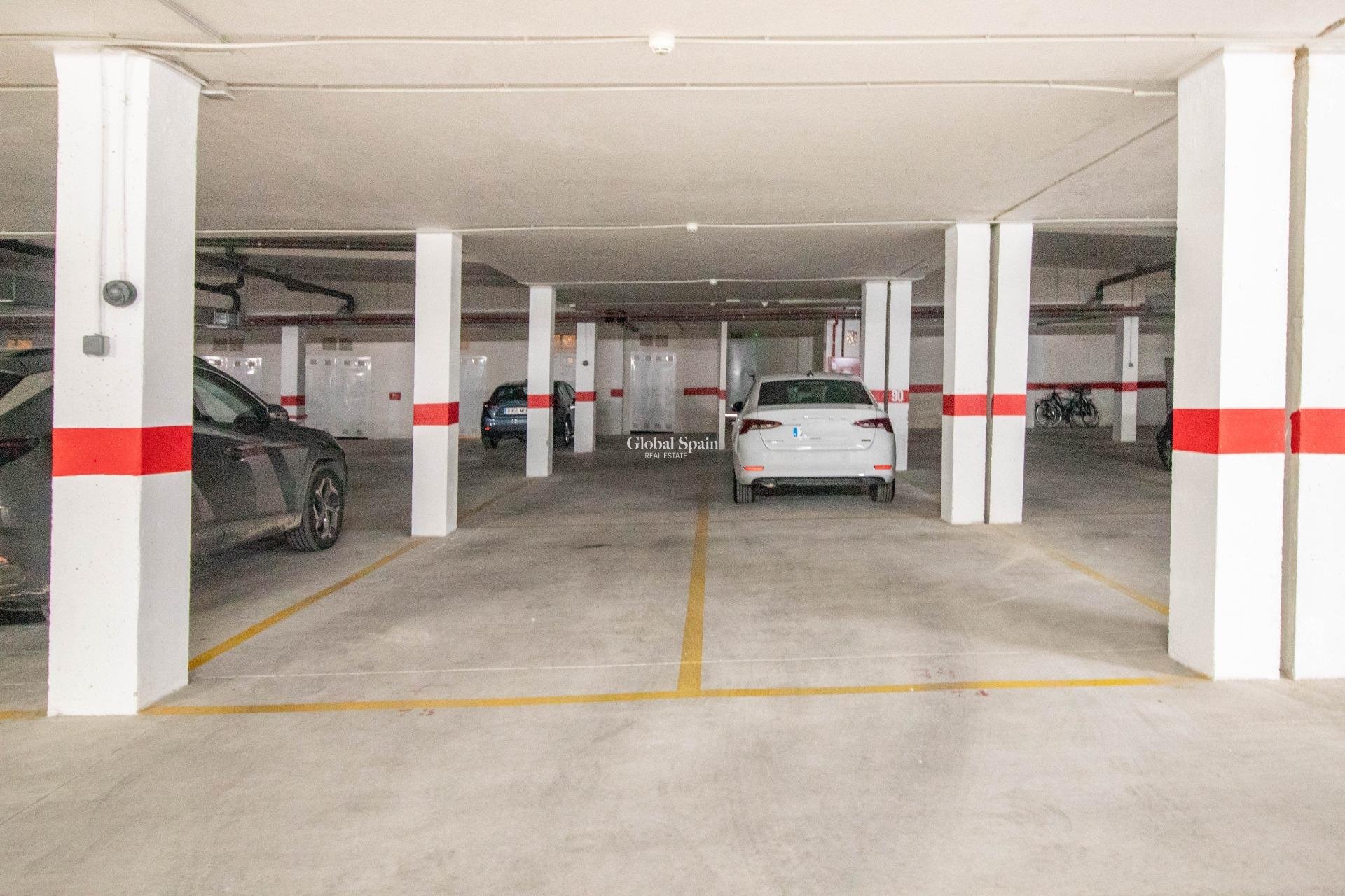 Revente - Maison -
TORREVIEJA - Punta prima