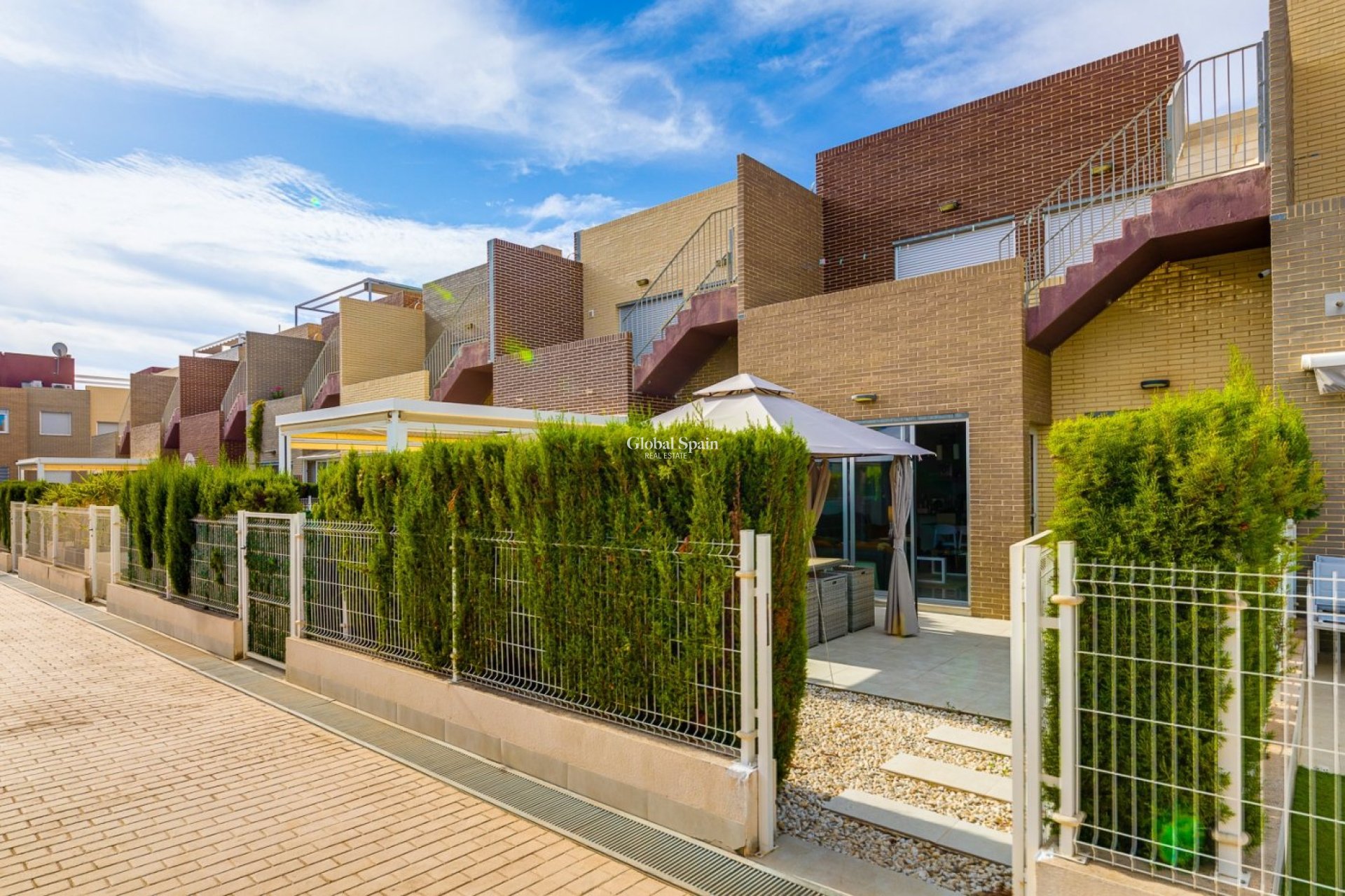 Revente - MAISON -
TORREVIEJA - Sector 25