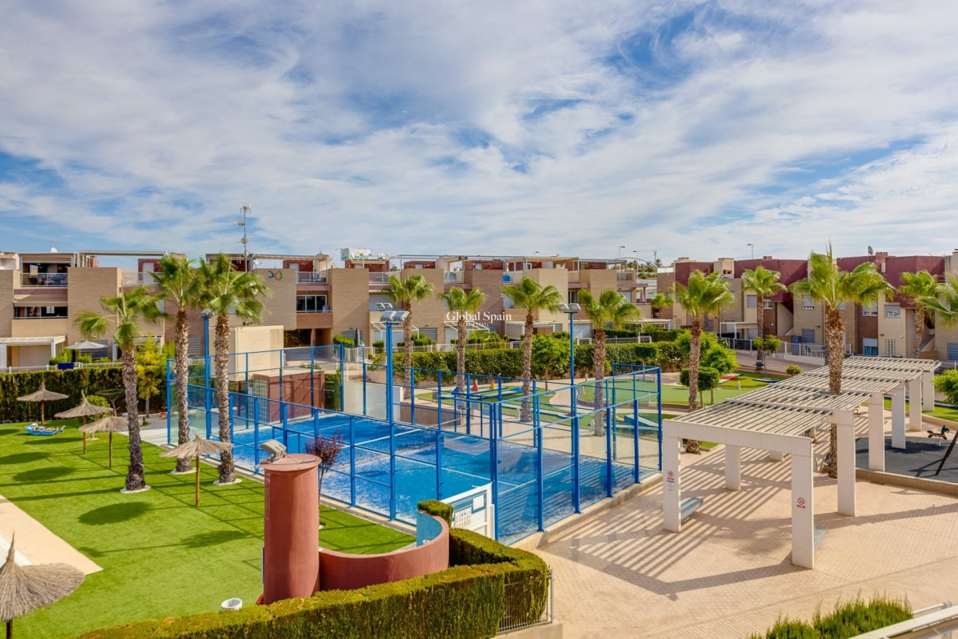 Revente - MAISON -
TORREVIEJA - Sector 25