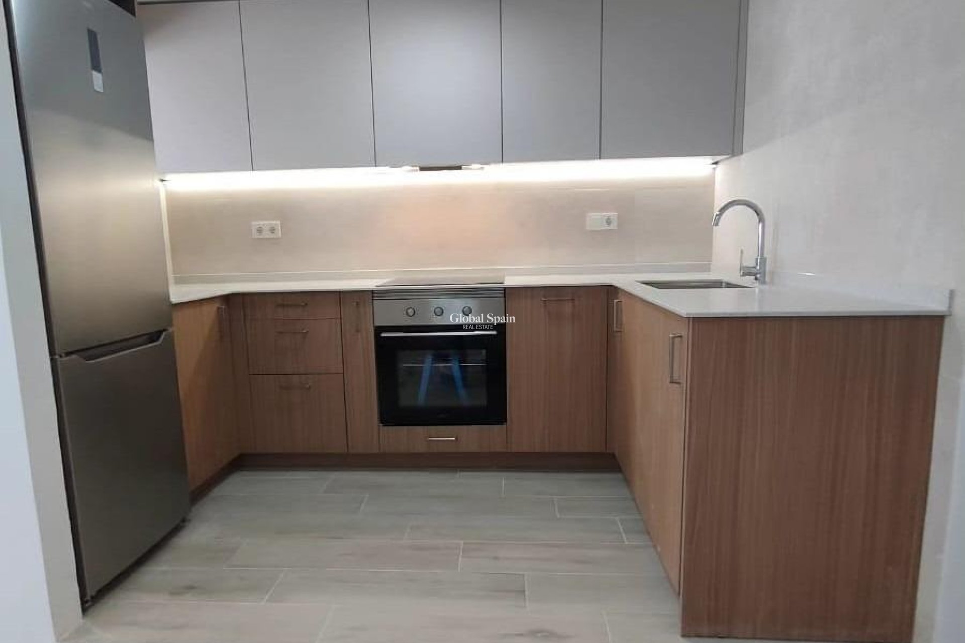 Revente - MAISON -
TORREVIEJA - Sector 25