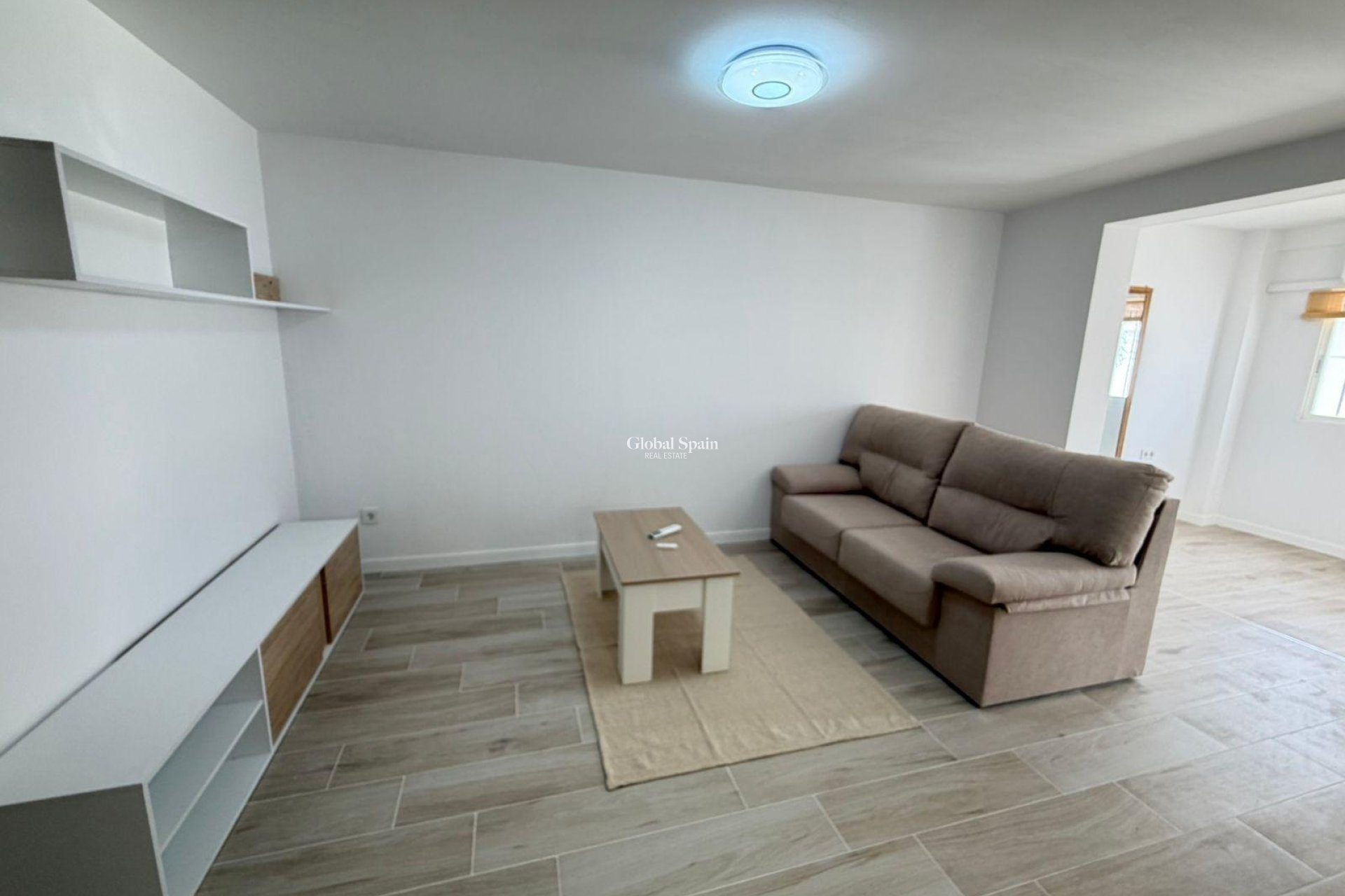 Revente - MAISON -
TORREVIEJA - Sector 25