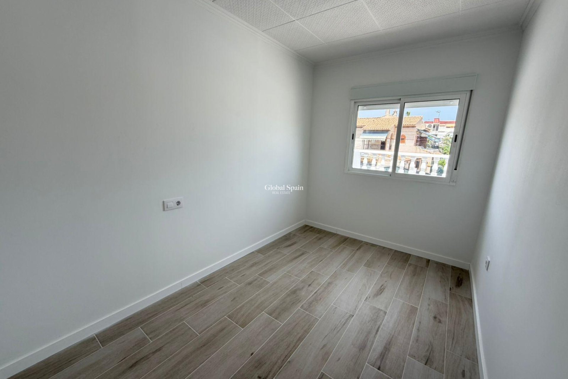 Revente - MAISON -
TORREVIEJA - Sector 25