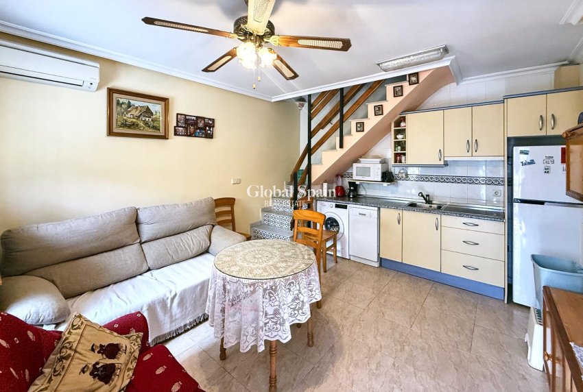 Revente - Maison -
TORREVIEJA - Torreblanca