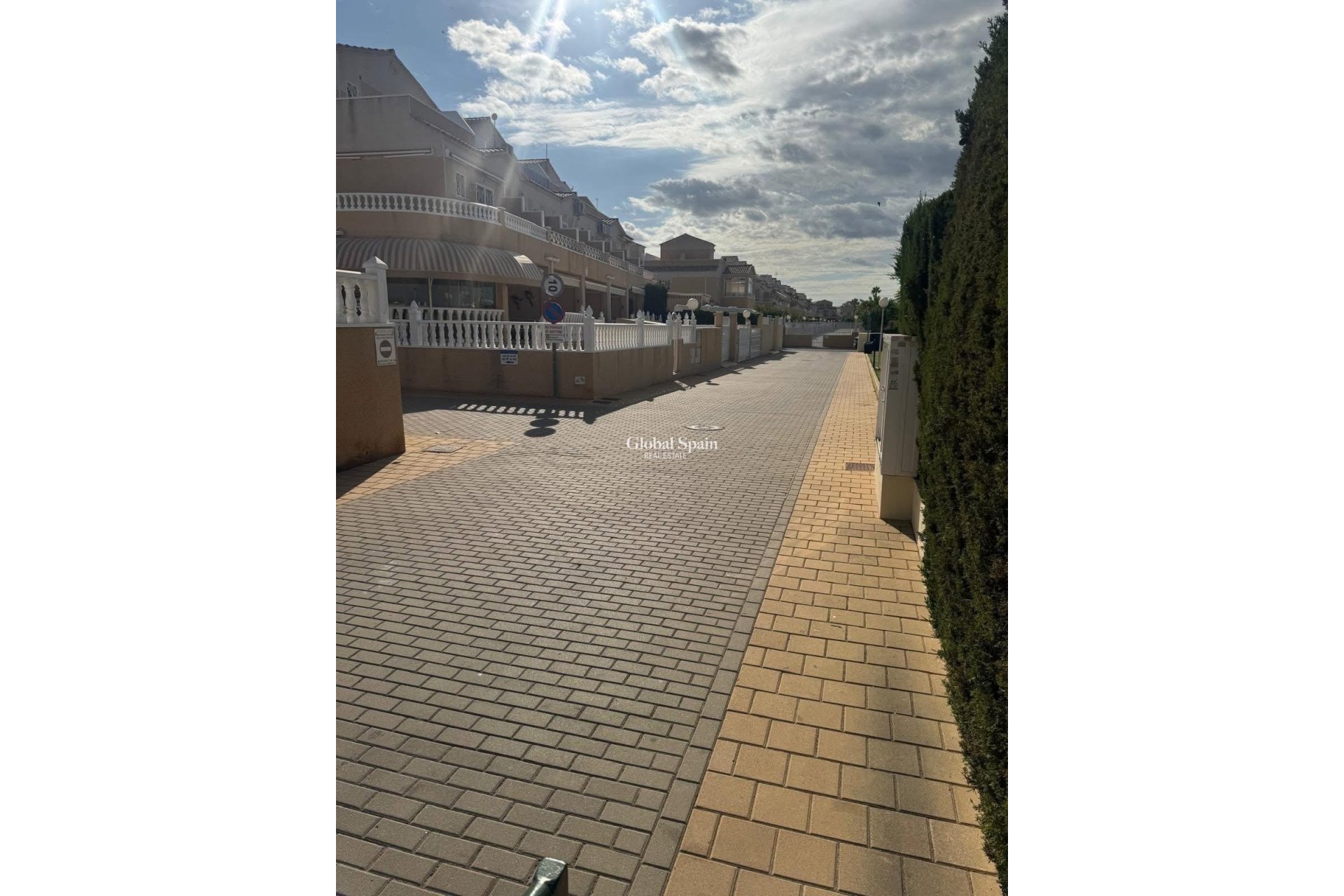 Revente - MAISON -
TORREVIEJA - Torreblanca