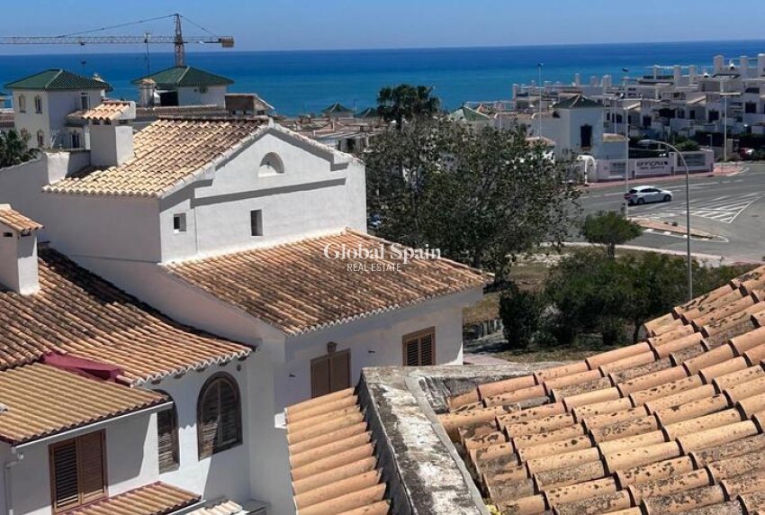 Revente - MAISON -
TORREVIEJA - Torreblanca