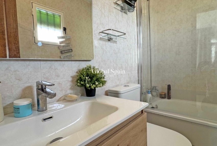 Revente - MAISON -
TORREVIEJA - Torrelamata - La Mata