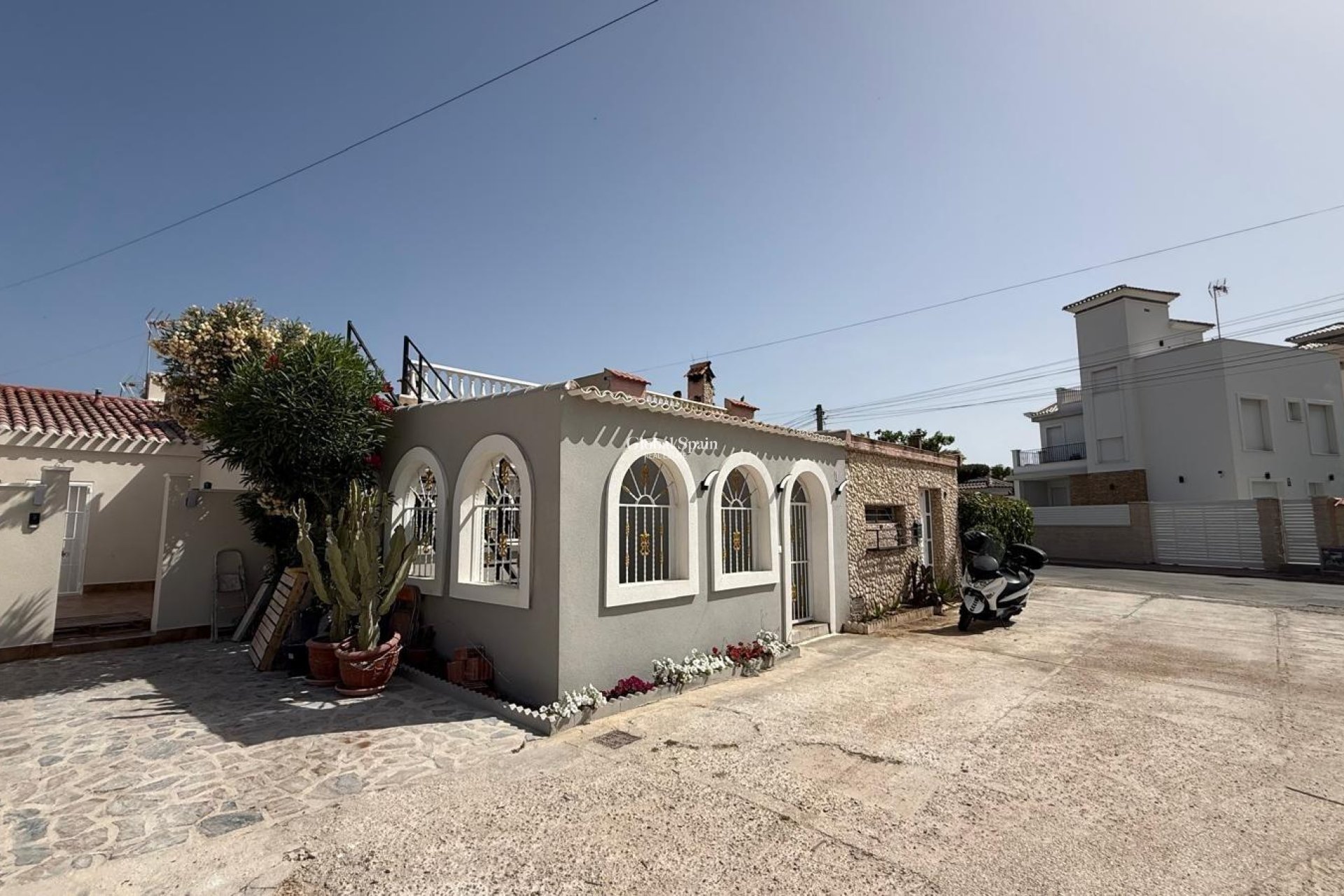 Revente - MAISON -
TORREVIEJA - Torreta Florida