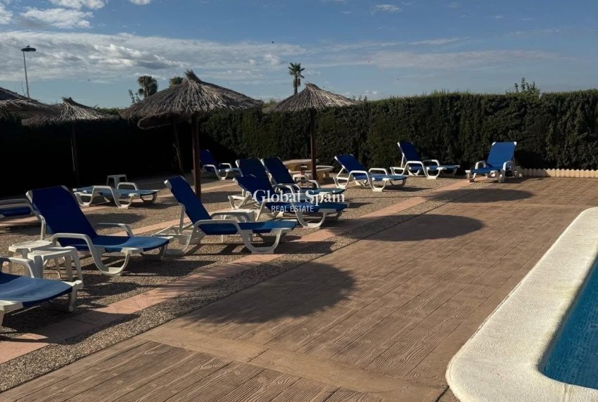 Revente - MAISON -
TORREVIEJA - Torretas