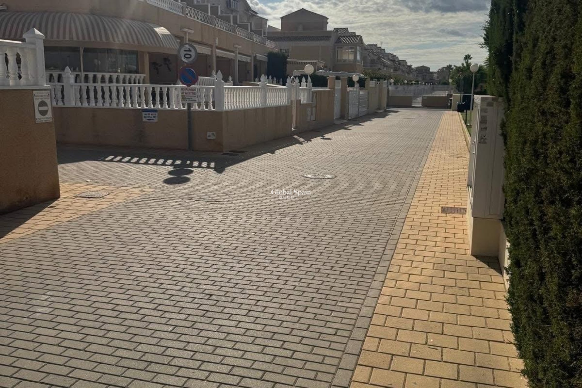 Revente - MAISON -
TORREVIEJA - Torretas