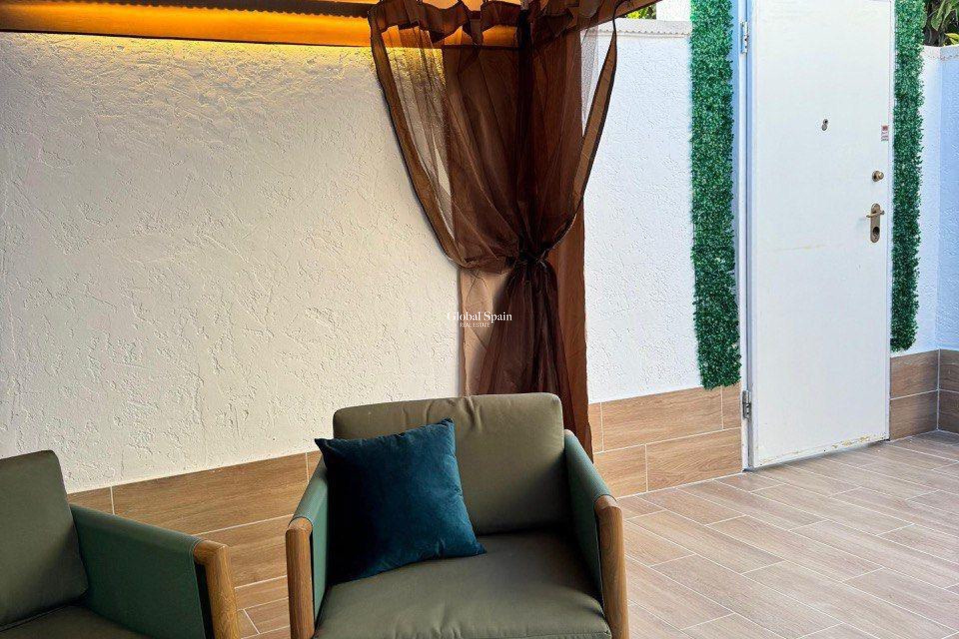 Revente - MAISON -
TORREVIEJA - Torretas