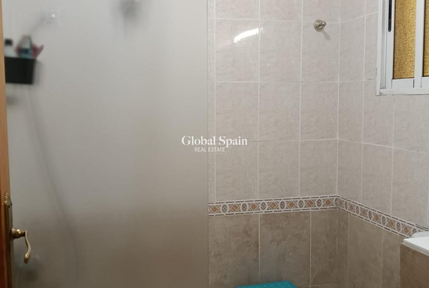 Revente - MAISON -
TORREVIEJA - Torretas