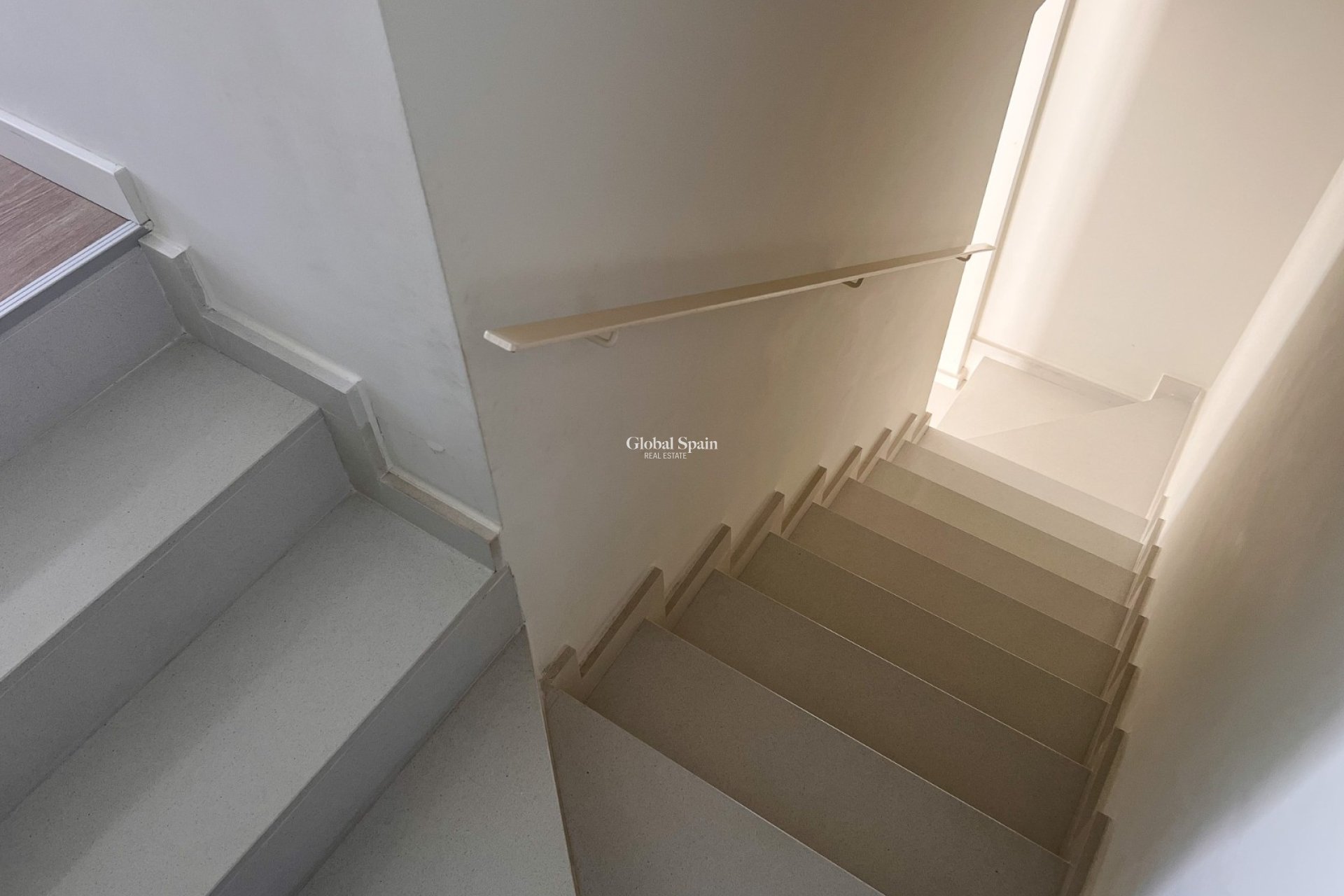 Revente - MAISON -
TORREVIEJA - Torrevieja