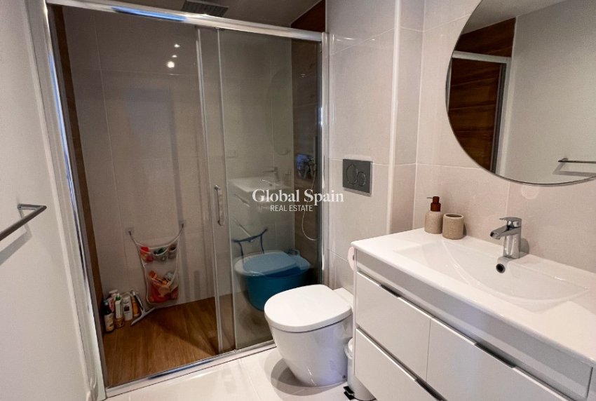 Revente - MAISON -
TORREVIEJA - Torrevieja