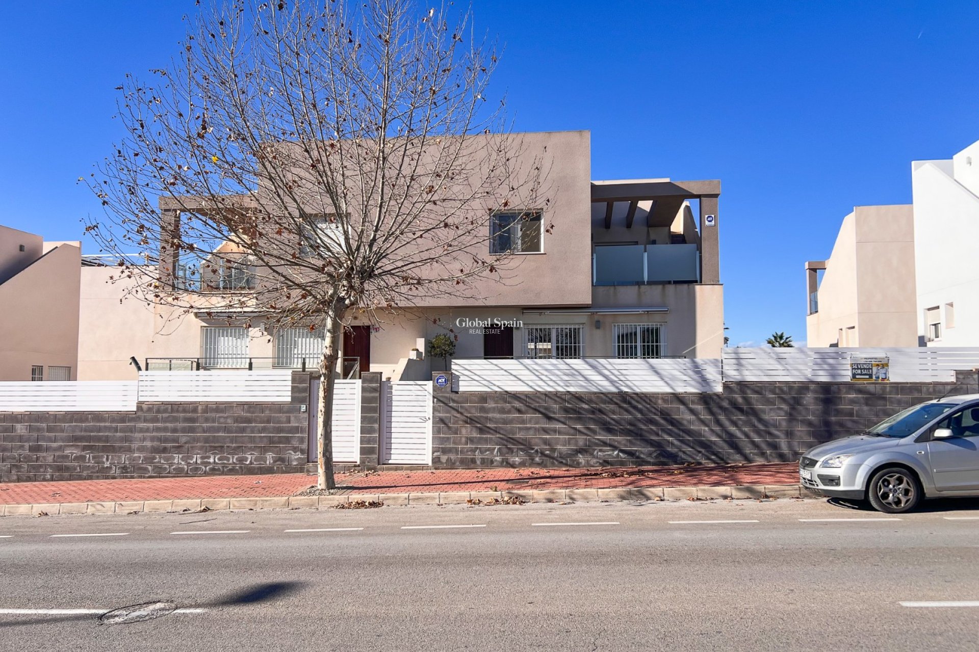 Revente - MAISON -
TORREVIEJA - Torrevieja