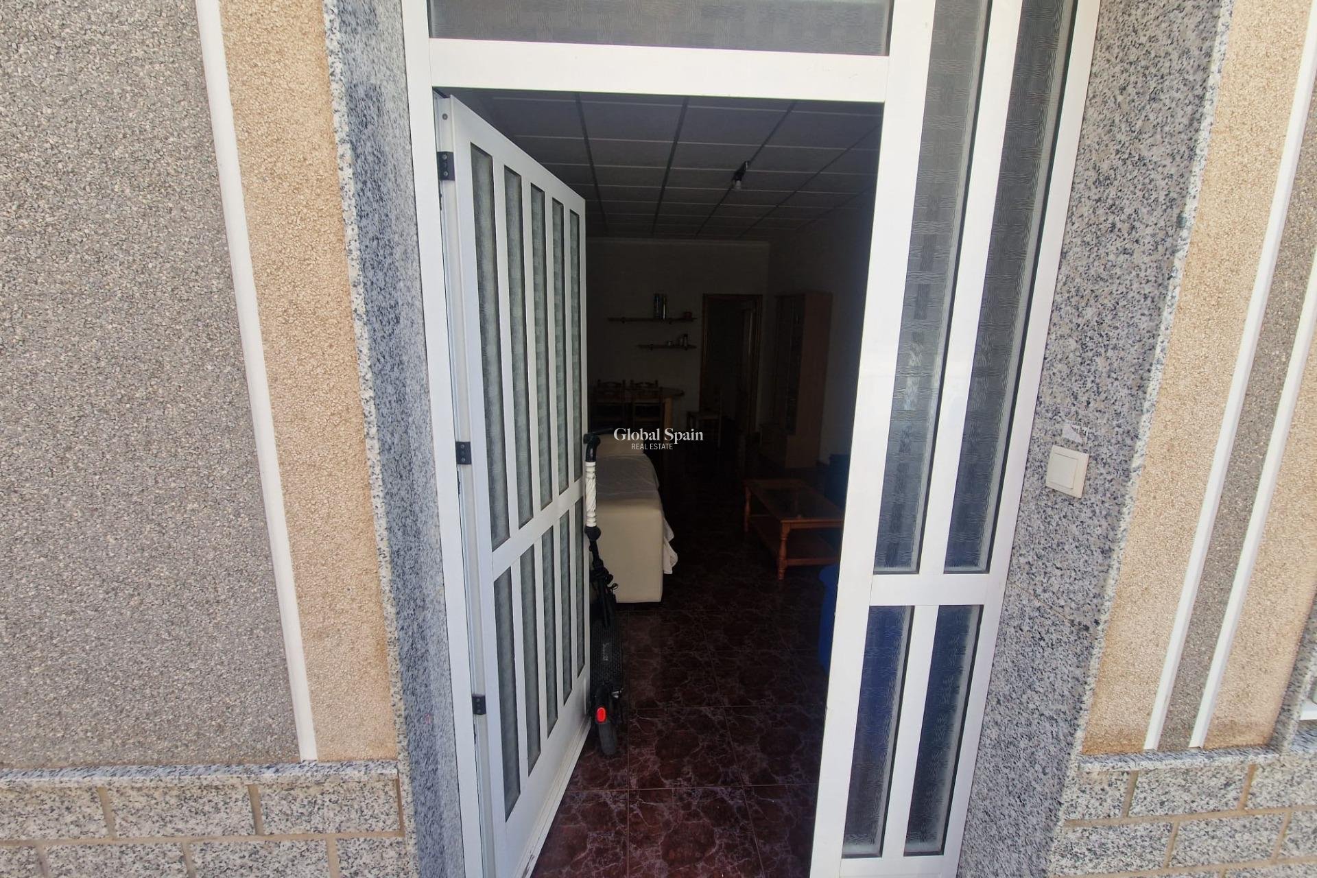 Revente - MAISON -
TORREVIEJA - Torrevieja