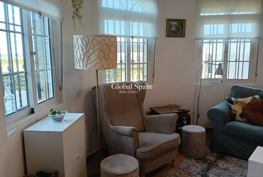 Revente - Maison - Villa Individuelle (4) -
LOS MONTESINOS - La Herrada