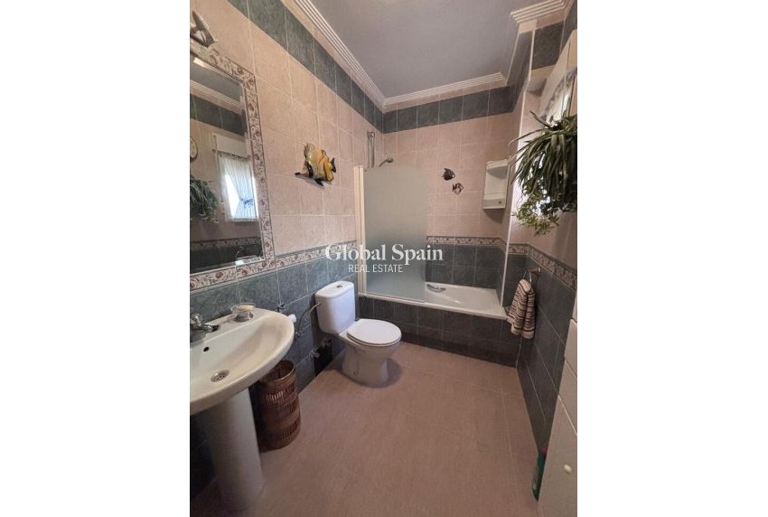 Revente - MAISON -
VILLAMARTÍN - Costa Blanca