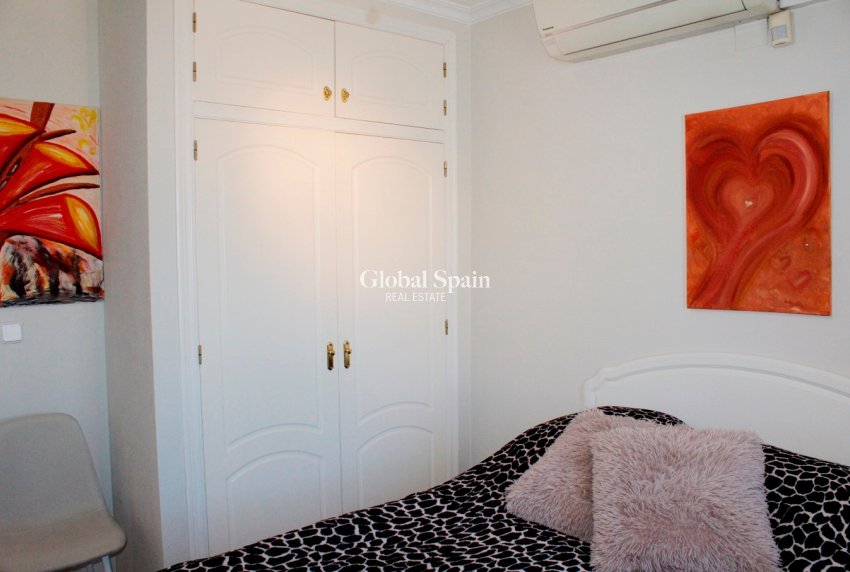 Revente - MAISON -
VILLAMARTÍN - Costa Blanca