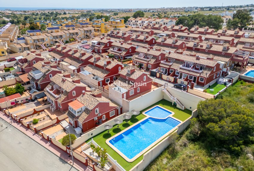 Revente - MAISON -
VILLAMARTÍN - Costa Blanca