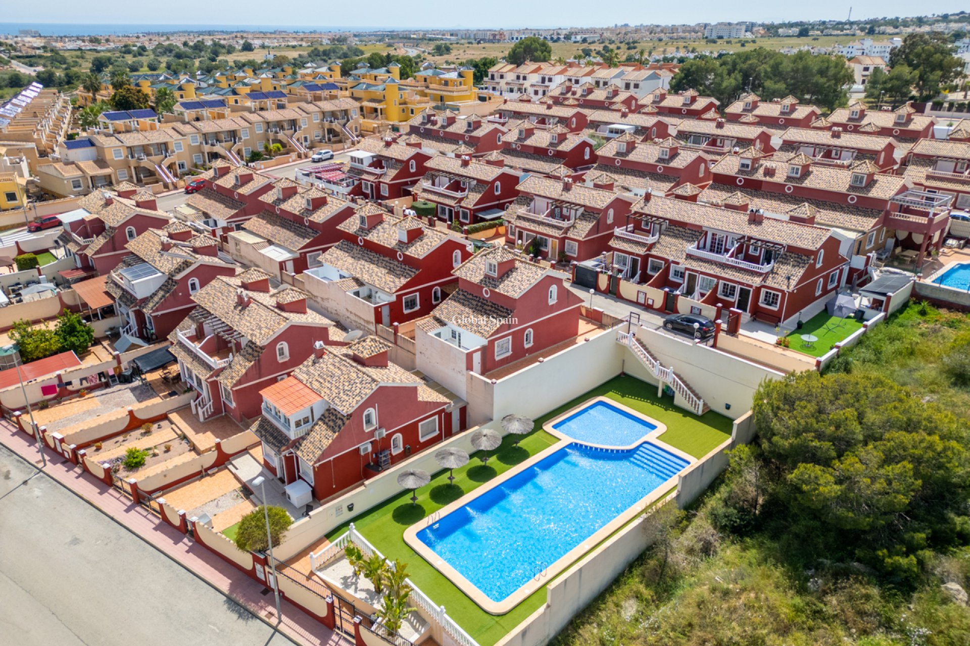 Revente - MAISON -
VILLAMARTÍN - Costa Blanca