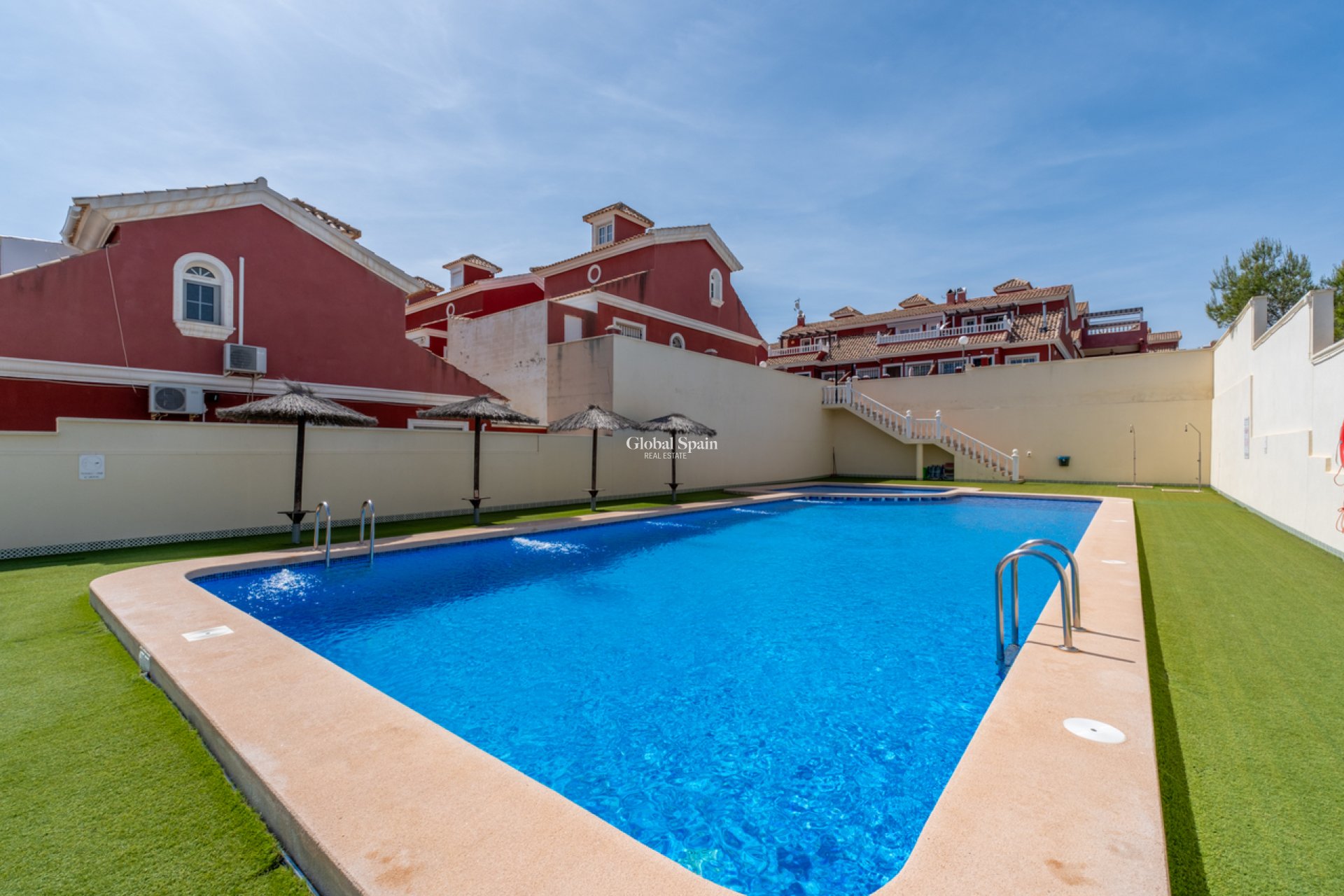Revente - MAISON -
VILLAMARTÍN - Costa Blanca