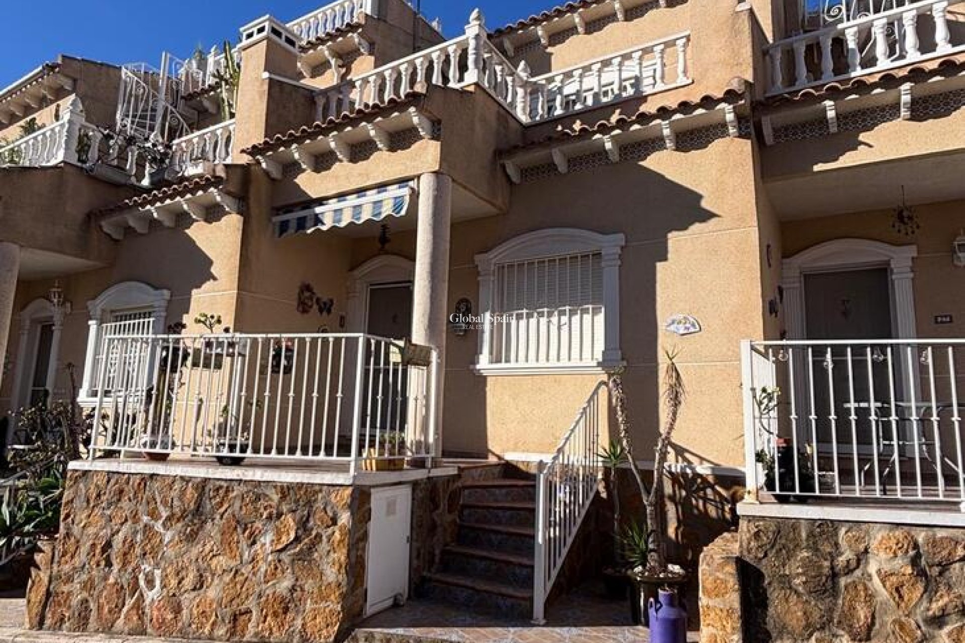 Revente - MAISON -
VILLAMARTÍN - Costa Blanca