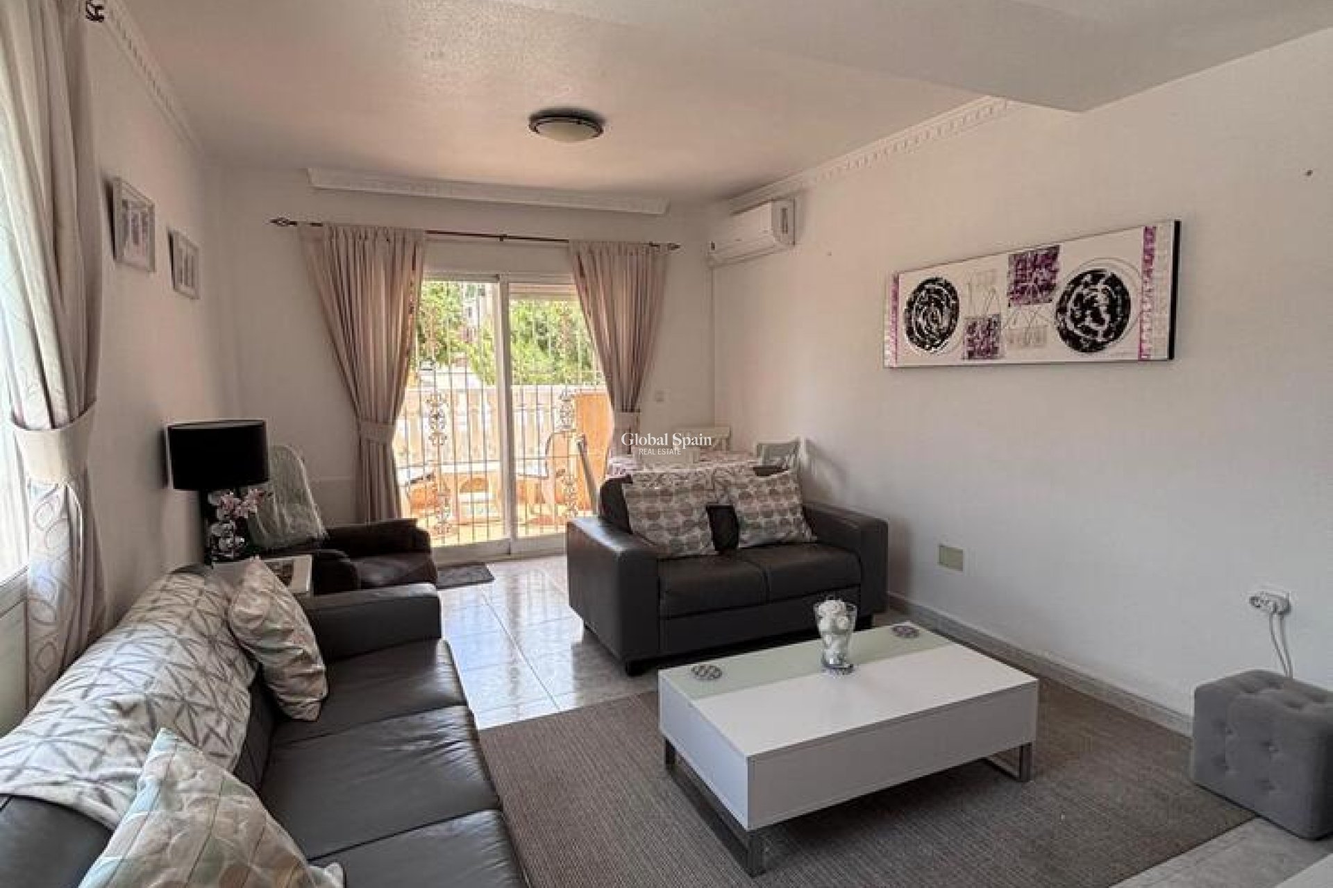 Revente - MAISON -
VILLAMARTÍN - Costa Blanca