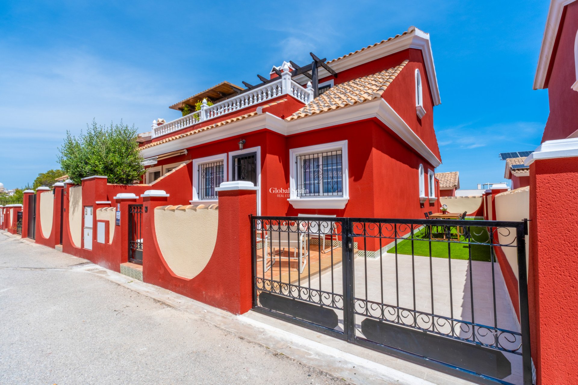 Revente - MAISON -
VILLAMARTÍN - Costa Blanca