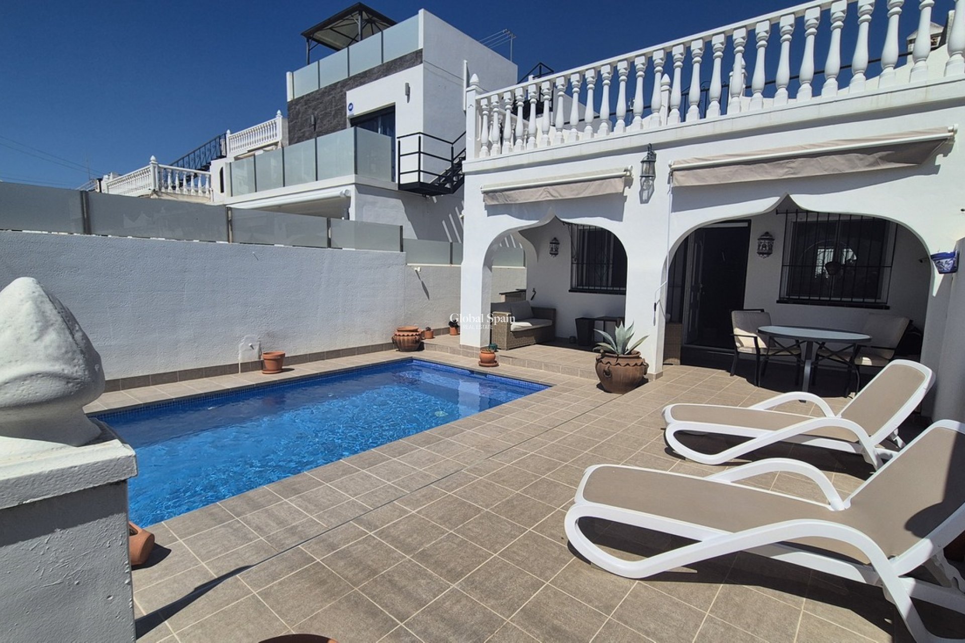 Revente - MAISON -
VILLAMARTÍN - Costa Blanca