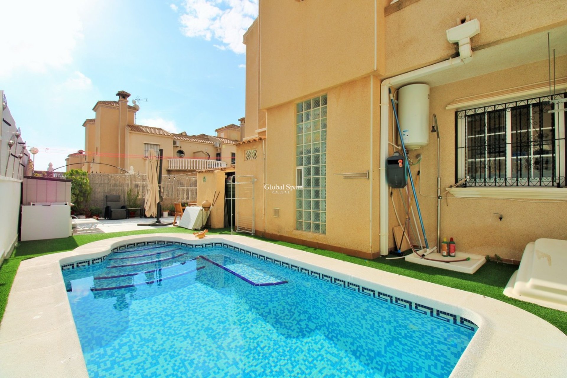 Revente - MAISON -
VILLAMARTÍN - Costa Blanca
