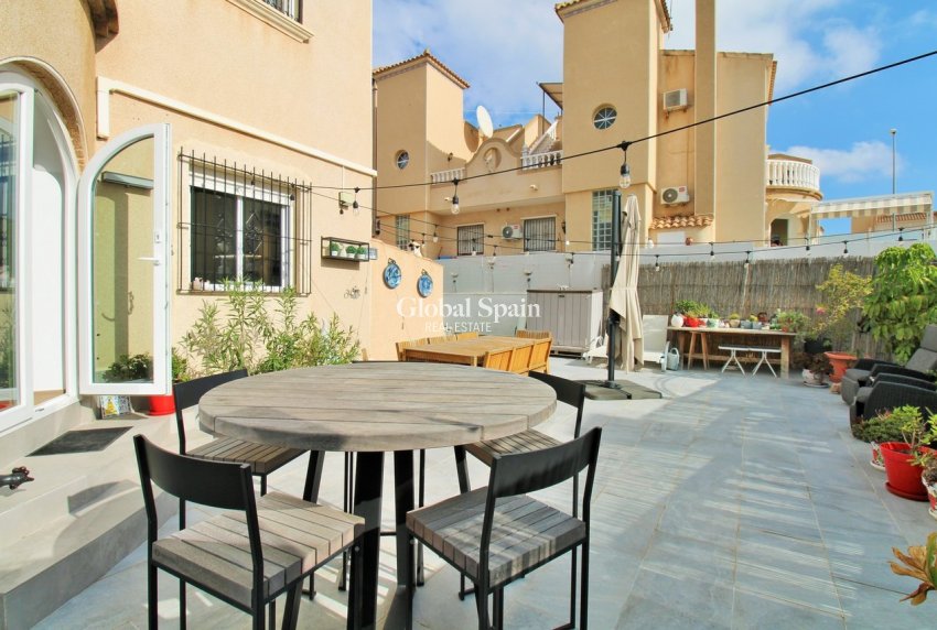 Revente - MAISON -
VILLAMARTÍN - Costa Blanca