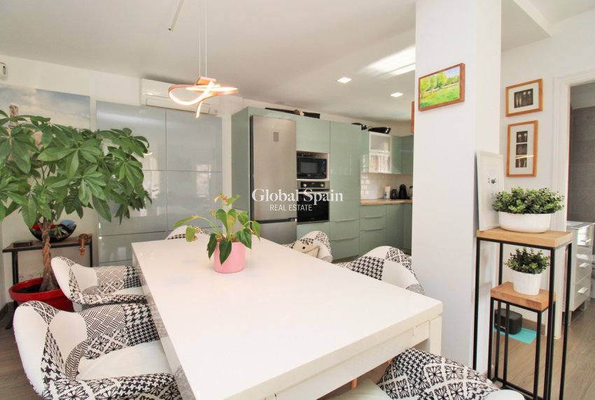 Revente - MAISON -
VILLAMARTÍN - Costa Blanca