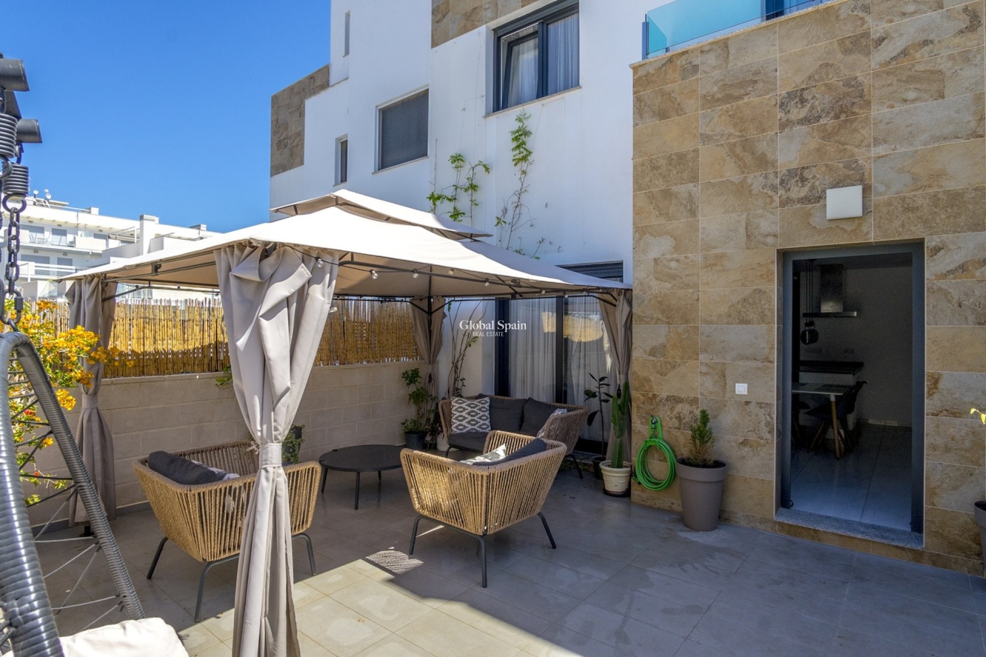 Revente - MAISON -
VILLAMARTÍN - Costa Blanca