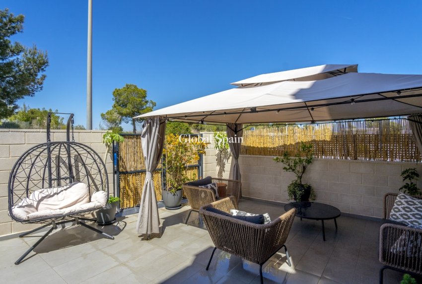 Revente - MAISON -
VILLAMARTÍN - Costa Blanca