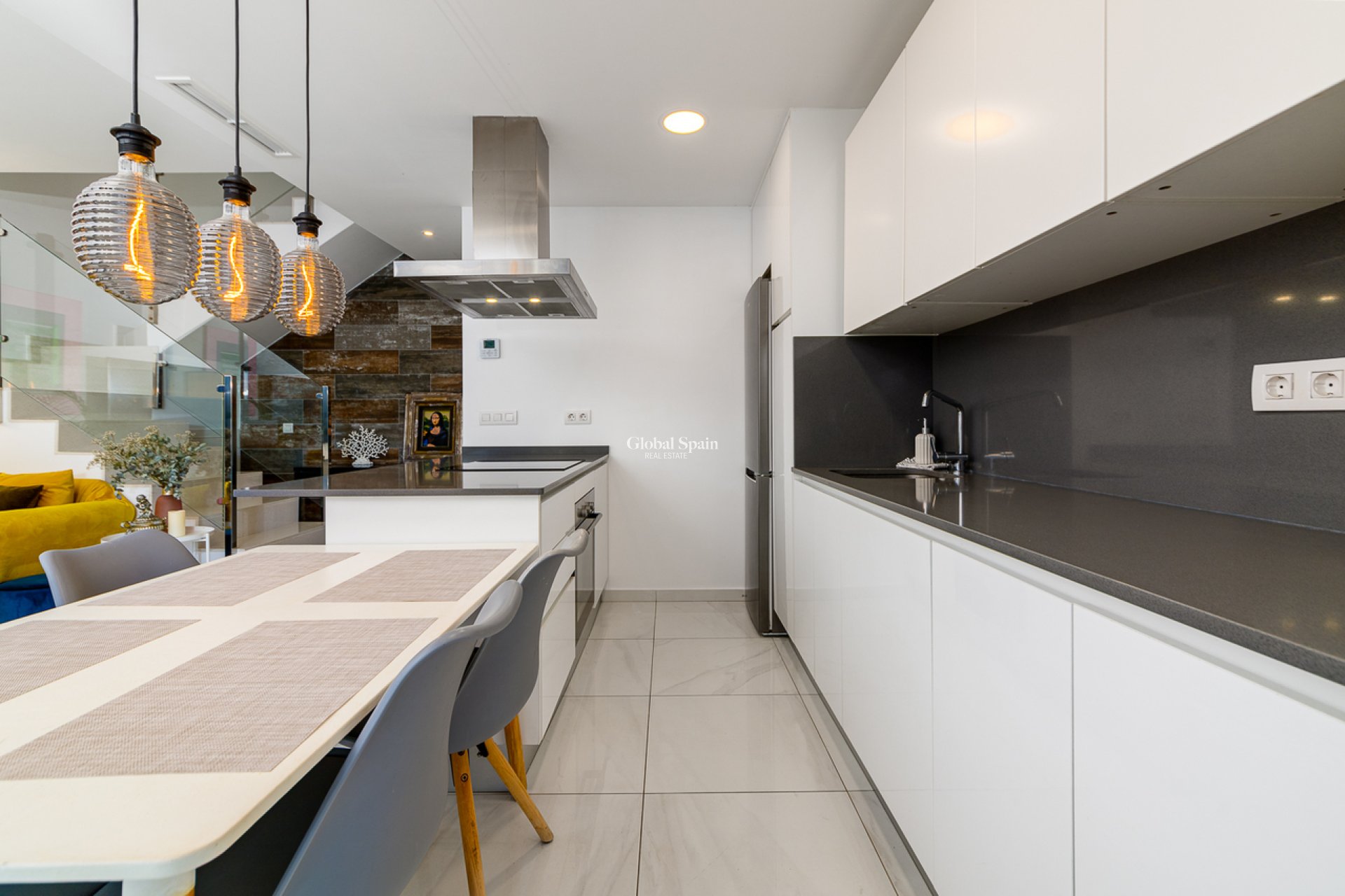 Revente - MAISON -
VILLAMARTÍN - Costa Blanca