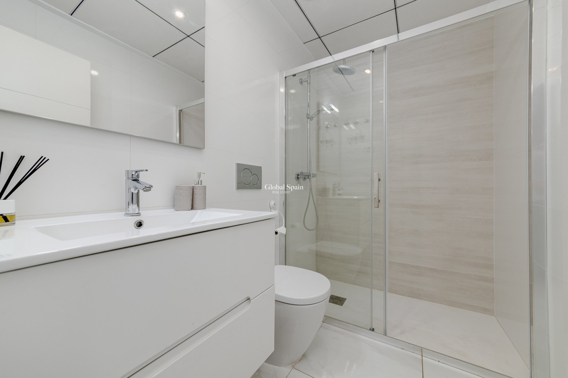 Revente - MAISON -
VILLAMARTÍN - Costa Blanca