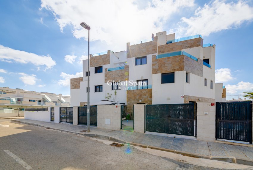 Revente - MAISON -
VILLAMARTÍN - Costa Blanca