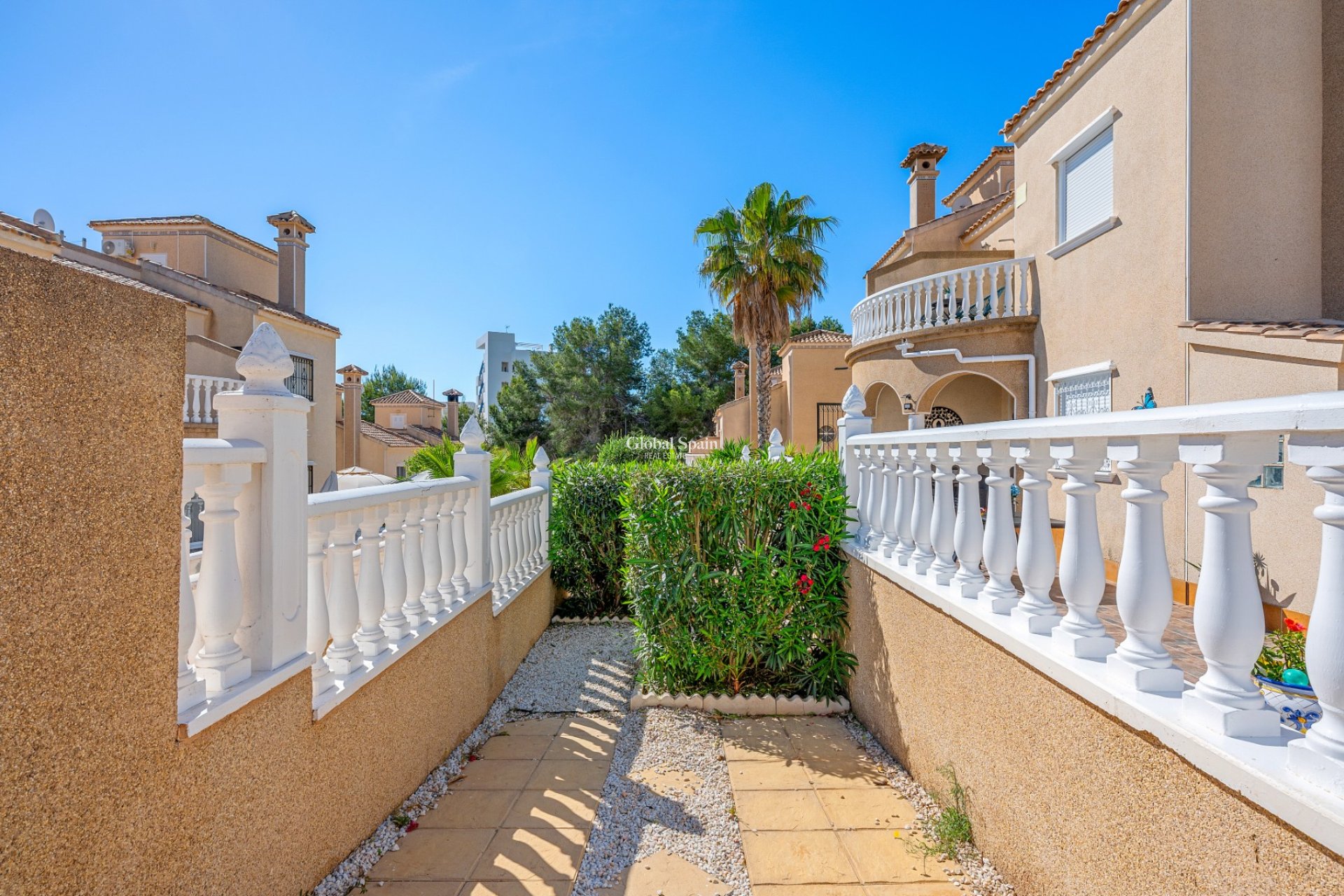 Revente - MAISON -
Villamartin - Costa Blanca