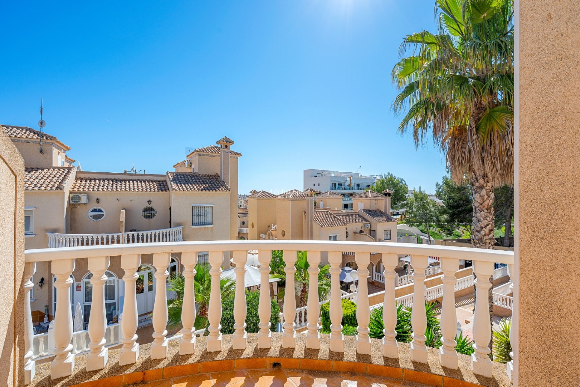Revente - MAISON -
Villamartin - Costa Blanca
