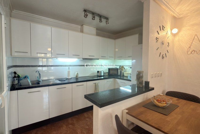 Revente - MAISON -
VILLAMARTÍN - Costa Blanca