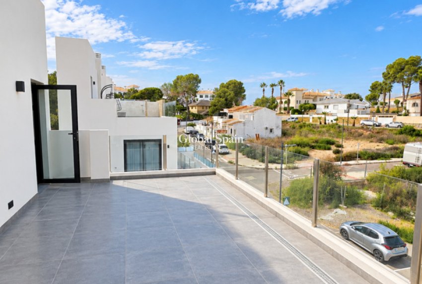 Revente - MAISON -
VILLAMARTÍN - Costa Blanca