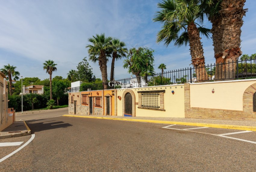 Revente - MAISON -
VILLAMARTÍN - Costa Blanca