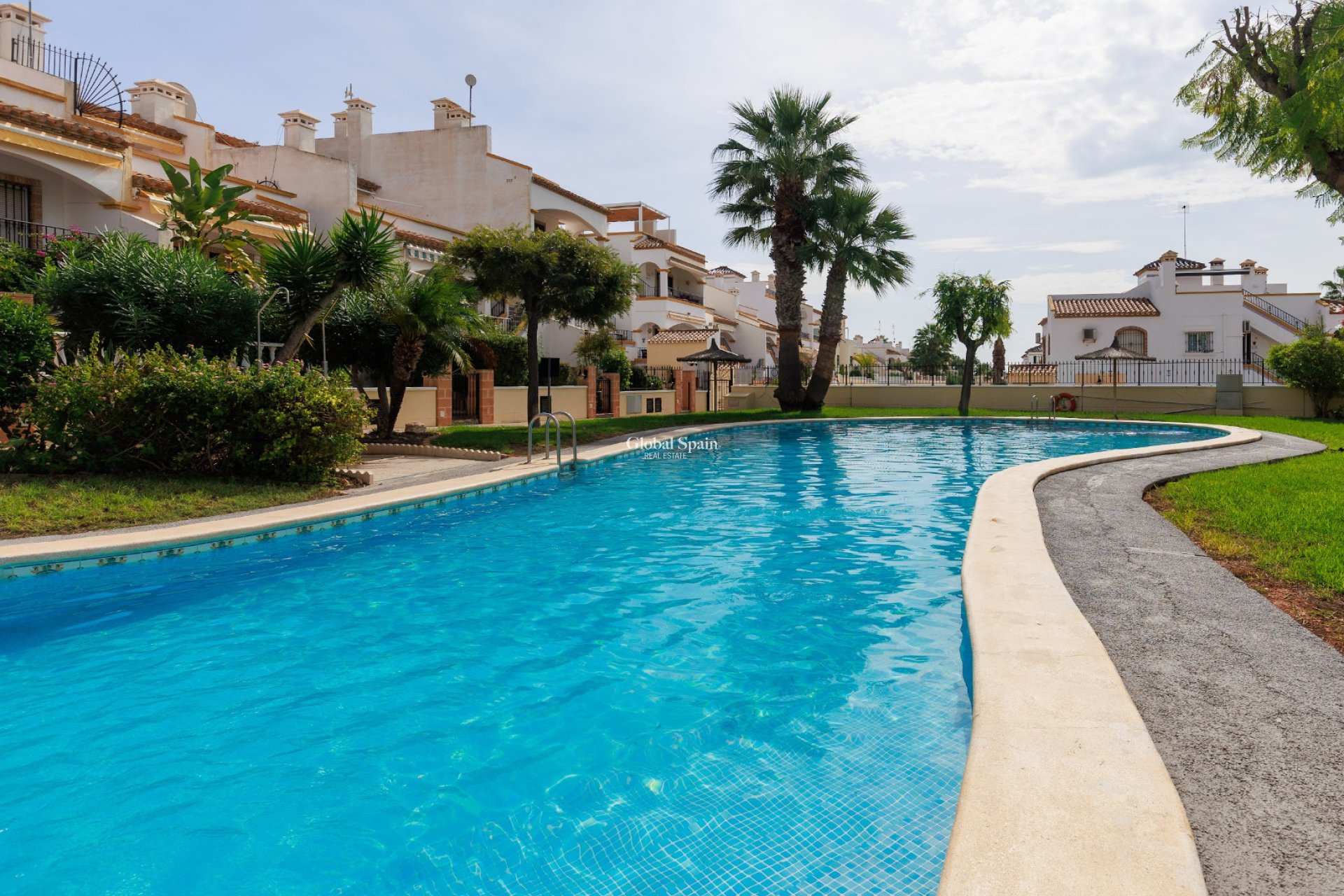 Revente - MAISON -
VILLAMARTÍN - Costa Blanca