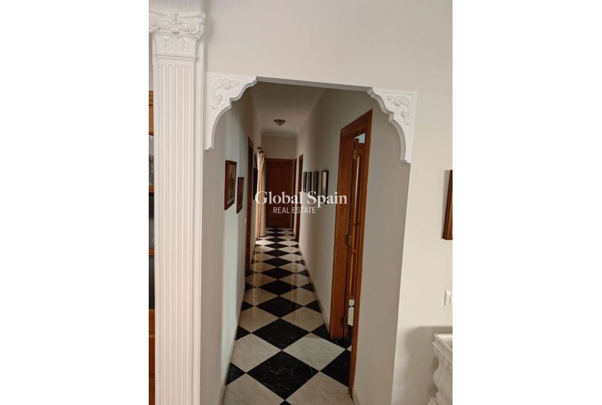 Revente - MAISON -
XERESA - Pueblo