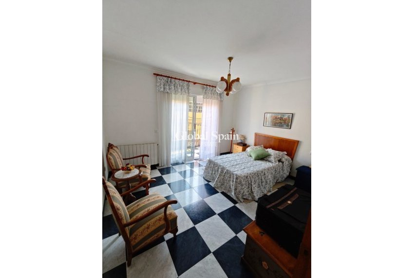 Revente - MAISON -
XERESA - Pueblo