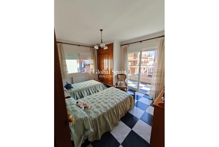 Revente - MAISON -
XERESA - Pueblo