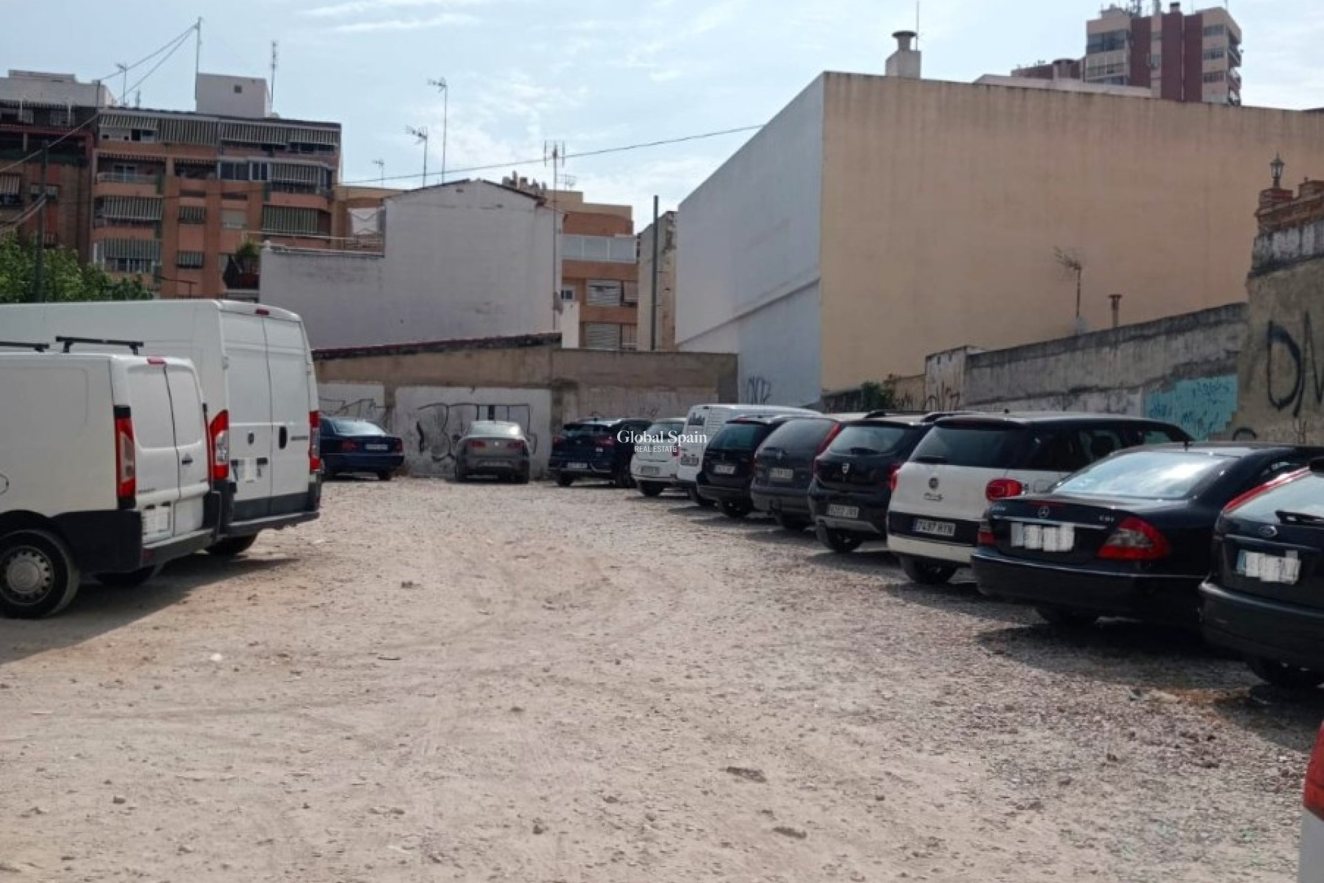 Revente - PARCELLE DE TERRAIN -
BENIDORM - Centro