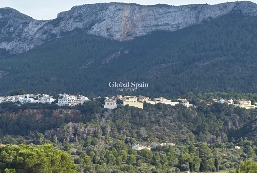 Revente - PARCELLE DE TERRAIN -
DENIA - Costa Blanca